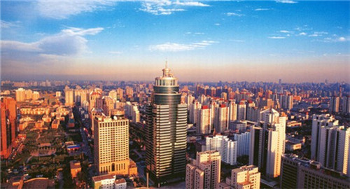 什么嗓子适合唱英文歌呢（什么嗓音适合唱歌）